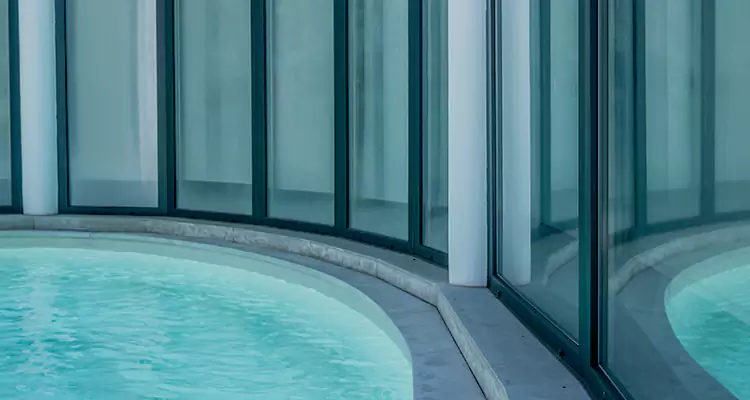 Repair Polyester Screen for Pool Enclosure in Winter Haven, FL