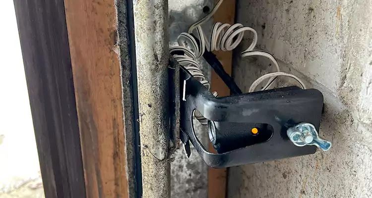 Fix Broken Garage Door Sensor in Winter Haven, FL