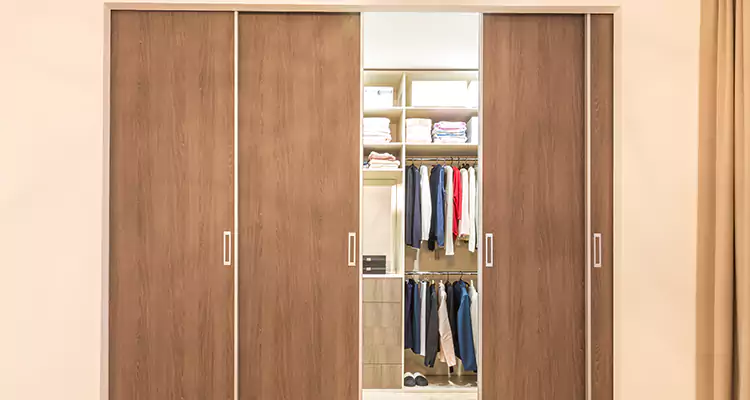 Sliding Closet Wardrobe Repairs in Winter Haven, FL